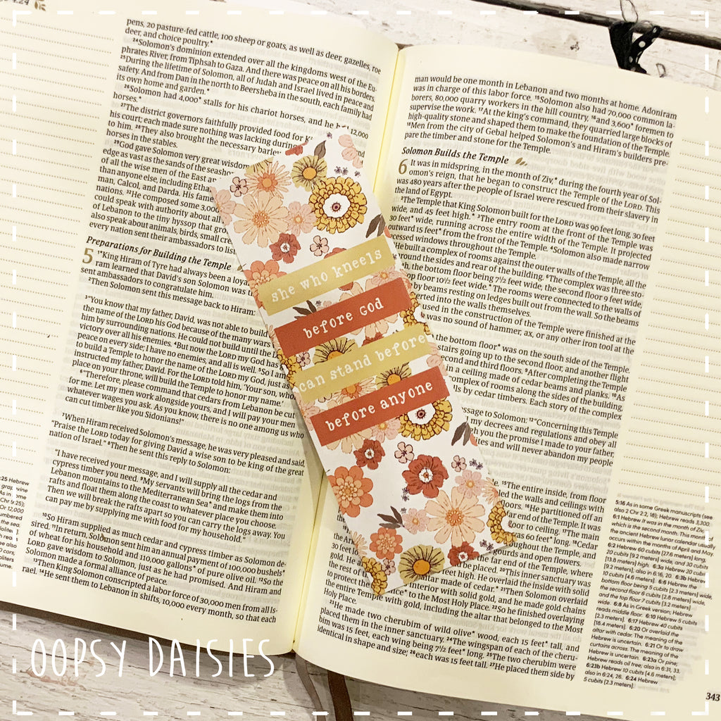 Bookmarker Retro Flower Print - She who Kneels 14251