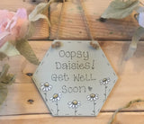 Bees & Daisies Hexagon Plaque - Daisies 8624