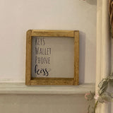 Handmade Rustic Sign Sm - Kiss 12417