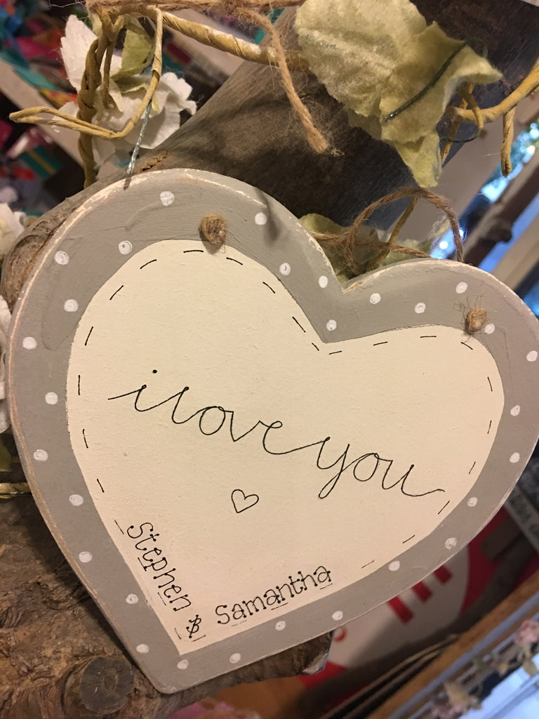 Heart 6" with Border - I Love You 5757