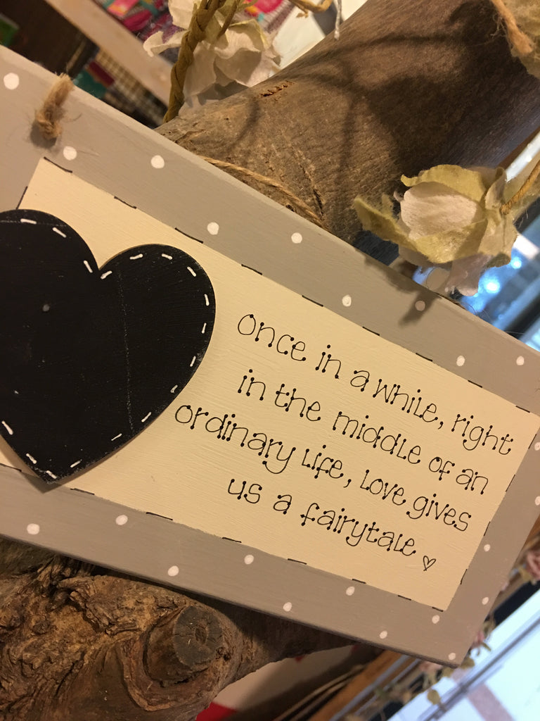 Personalised Long Plq with Border & Heart 7154