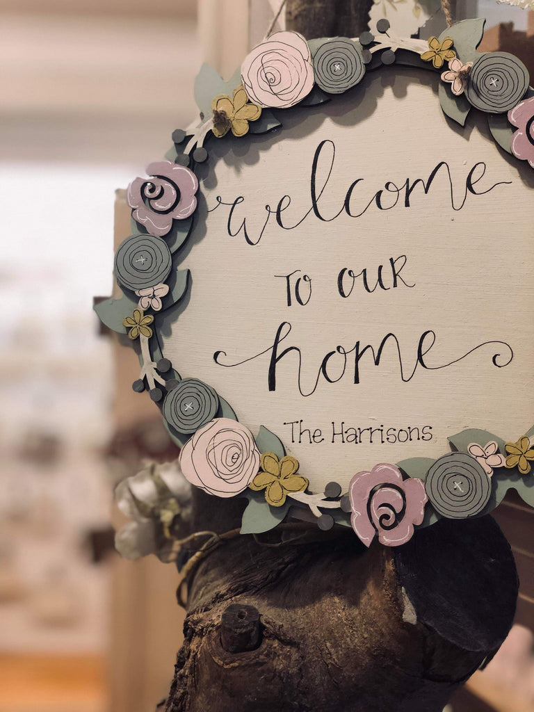 Round Layered Plaque with Floral Border - BLANK 9044