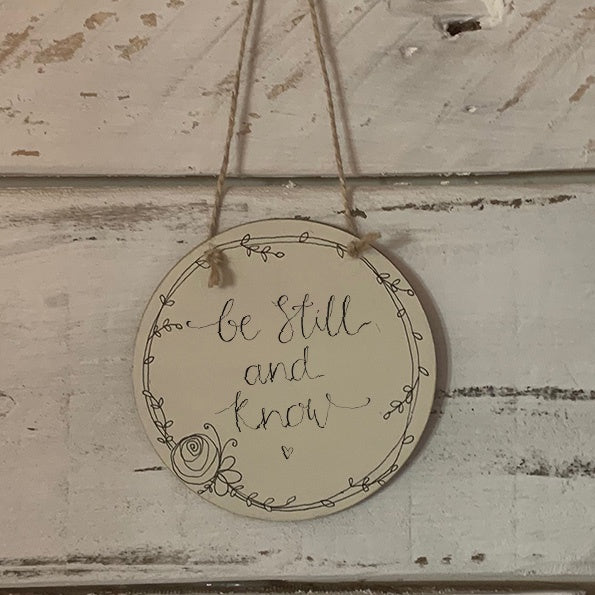 Handmade Wreath Round Plaque - Be Still and Know 9939