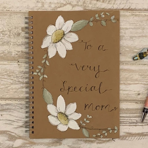 Handmade Notebook with Daisy Wreath - Special Mom 9887